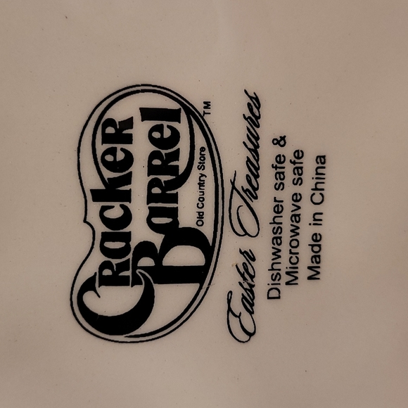 Pair of Adorable Cracker Barrel Easter Treasure 3D Bunny Plates - Picture 9 of 16